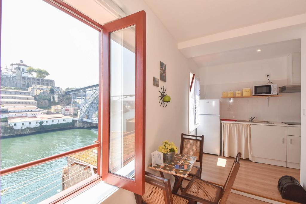 Guindais Ii Apartment Porto